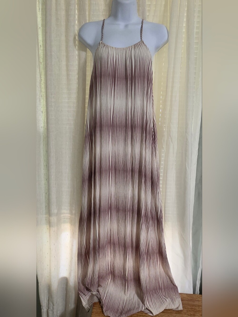 Sleeveless Pleated Maxi Dress in Taupe & Cream